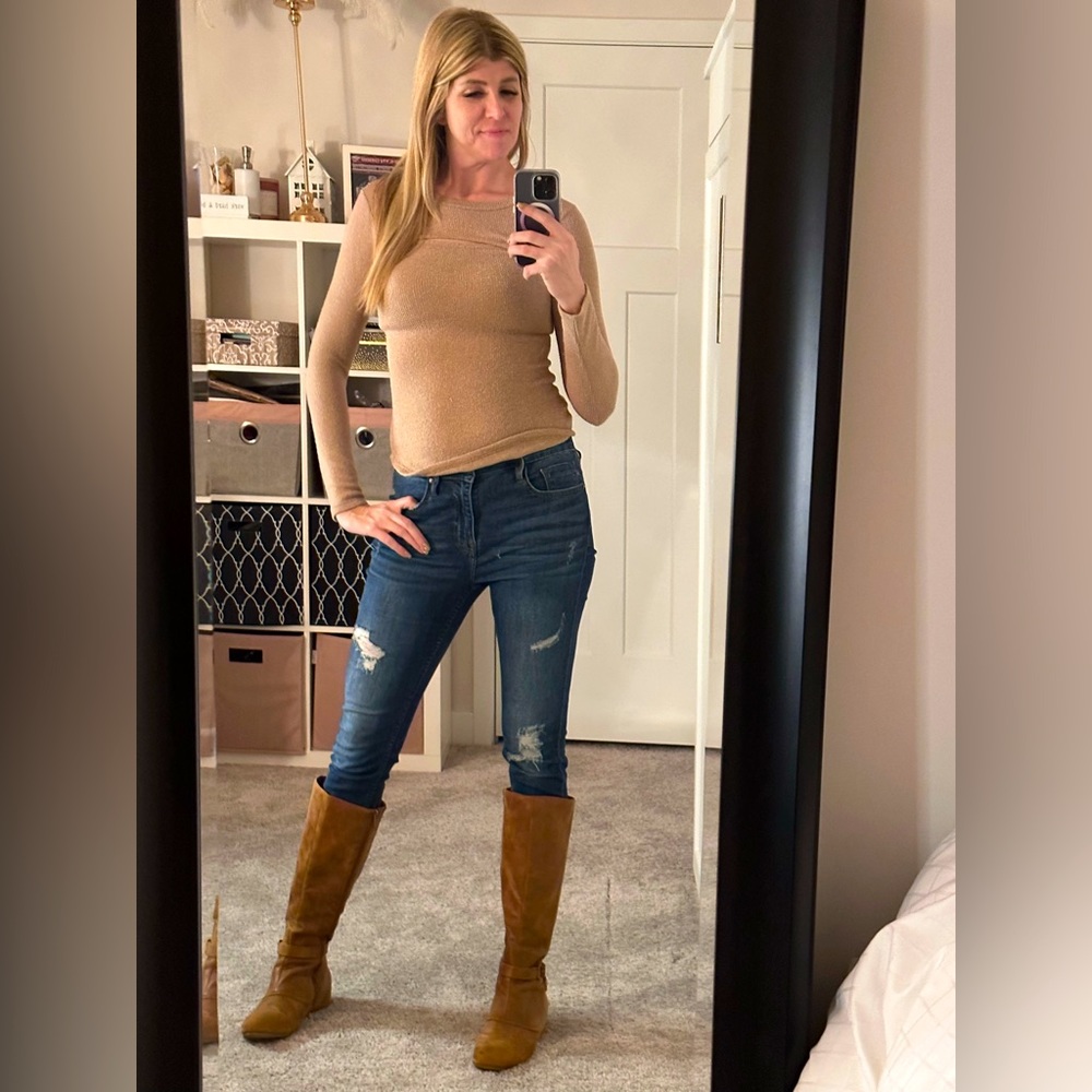 Women’s Long Sleeve Top Tan